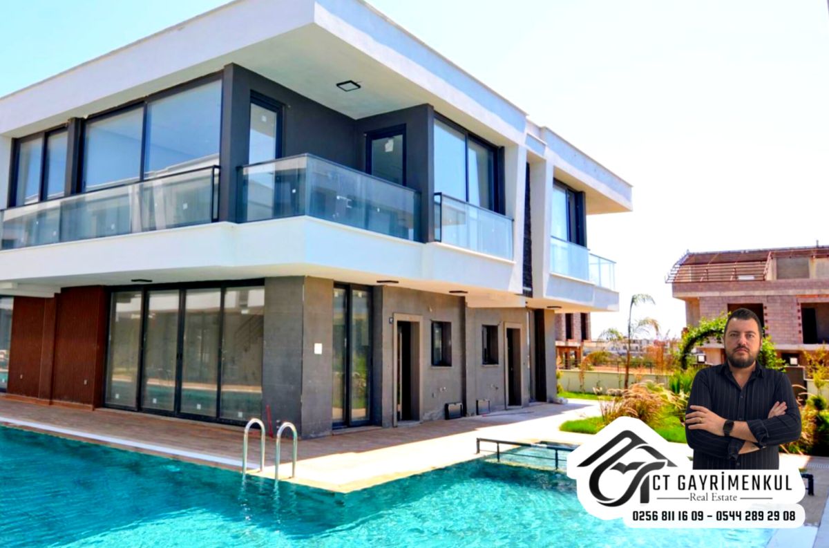 DİDİM'DE SATILIK 3+1 SİTEDE HAVUZLU EŞYALI VİLLA