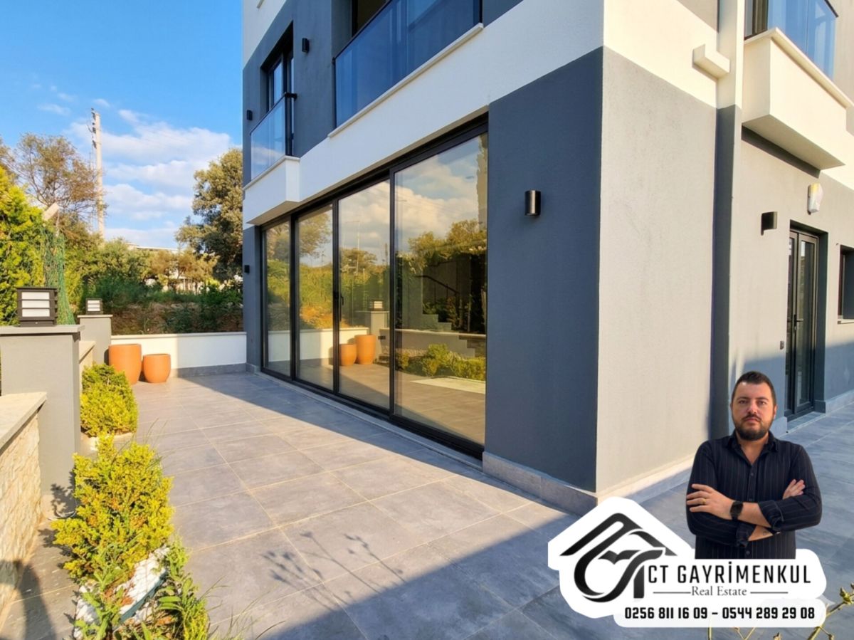 DİDİM'DE SATILIK 3+1 MÜSTAKİL GİRİŞLİ BAHÇELİ TRİPLEX VİLLA