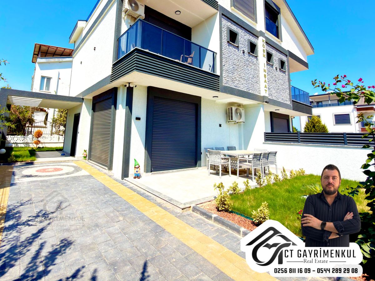 DİDİM'DE SATILIK 3+1 MÜSTAKİL BAHÇELİ HAMAMLI TRİPLEX EŞYALI VİLLA