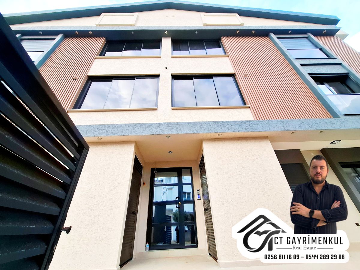 DİDİM'DE SATILIK 1+1 ORTA KAT ÇARŞIYA YAKIN ASANSÖRLÜ DAİRE